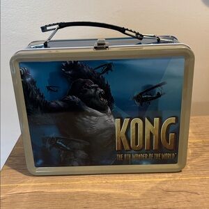 NWOT King Kong Vintage / Retro Lunch Box, Excellent Condition! Thermos Included!